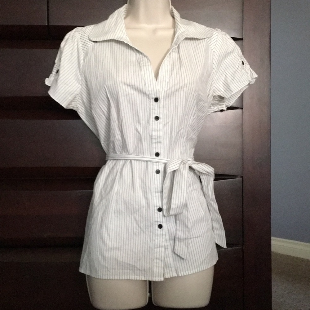 Large Charlotte Russe Button down striped top euc